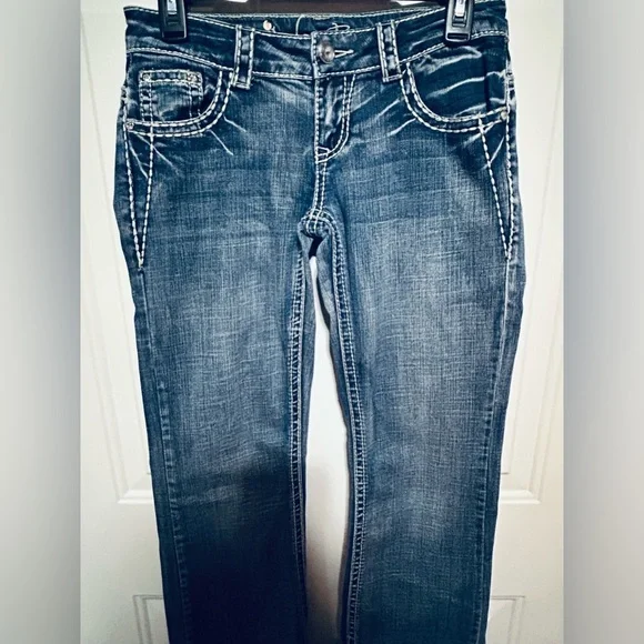 🌟🌟EUC🌟🌟 ROSE BOOT CUT SIZE 26/34 Classic Woman’s Blue Jeans - Picture 2 of 13